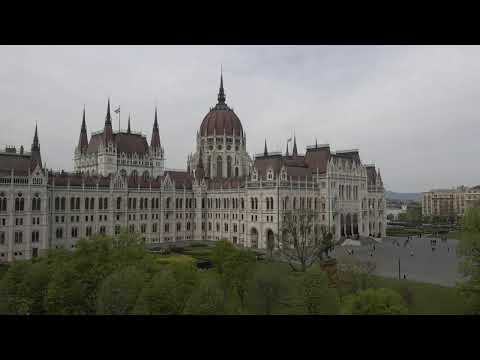 Live view of the parliament building in Budapest, a day after Hungary's election