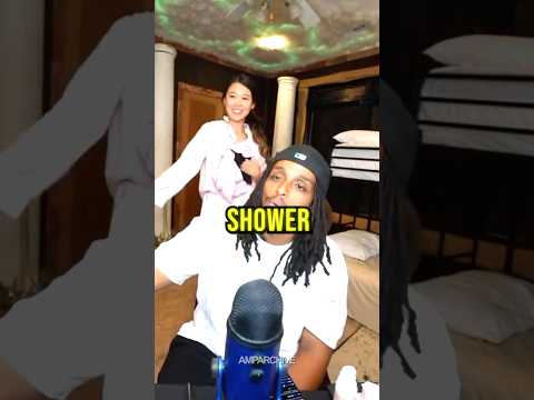 Agent Caught Extra Emily Taking A Fake Shower! ๐คฃ๐