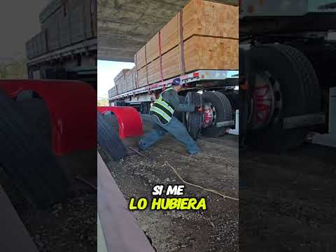 Se me tronó una llanta y toco cambiarla ahí mismo yo solo