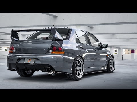 Building a Mitsubishi Lancer EVO 8 in 15 minutes!