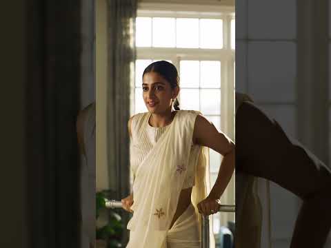 #strongwomen #saree #fitnessindustry #fitnessmodel #fitnessprofessional #model