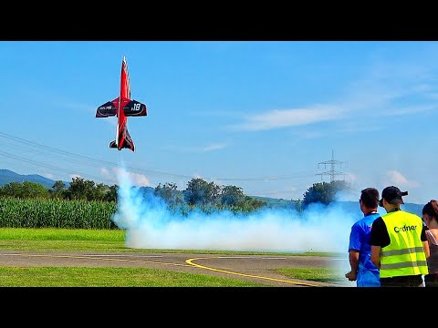WOW!! AWESOME RC TURBINE JET FLIGHT DISPLAY DEMONSTRATION