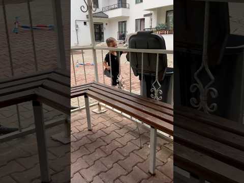 Onur babanın ayakkabılarını ve çorabını çöpe attı #shorts