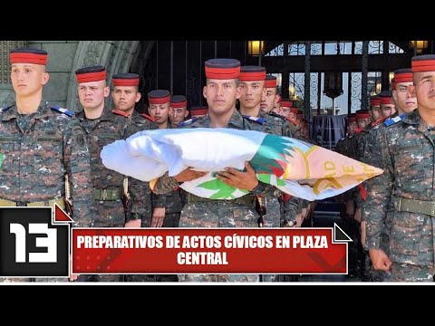 Preparativos de actos cívicos en Plaza Central