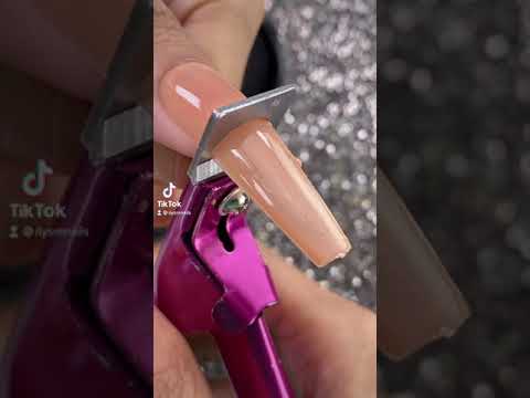 Satisfying Chop Off