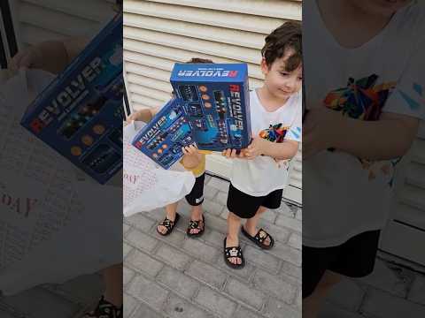 شو اشتروا كريم وجاد ياترى؟ /@Kidskoki #سبايدر_مان #كيدز #شفا #خلودة #سبايدرمان #شرطة