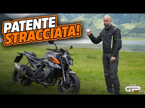 PROVA KTM 990 DUKE: LA STRACCIAPATENTI!