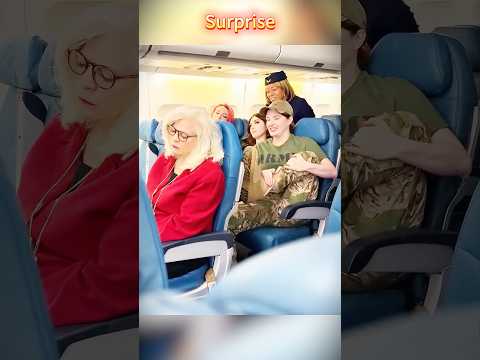 The Surprise of a Soldier Returning Home！ #usa #respect #familytime #surprise