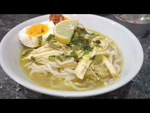 How To Make Easy Chicken Noodle Soup || Soto Mie Ayam Kampung Empuk