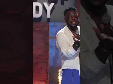 Il razzismo contro i bianchi - Nathan Kiboba -  Stand Up Comedy  #shorts