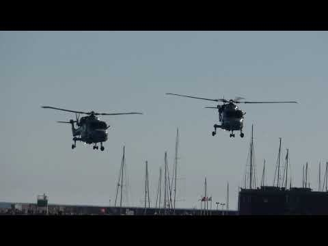 Oeiras Air Show 2024 - Portuguese Navy Westland Lynx MK95 in Action!