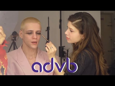 Çatı katından çatı katına... İlk ofis, ilk ödül | ADVB ACT4