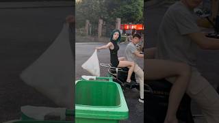 Girl unique Idea to throw the garbage #shorts