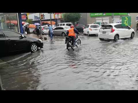 Chóferes exigen a Carolina Mejía el arreglo de la avenida Duarte