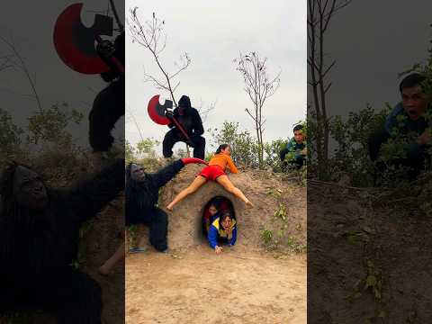 2 Ferocious Gorilla Monsters Atack The Scared Beautiful Brave Girl And The Hidden Humans