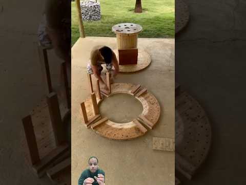 شاب يبدع من أسطوانة كابل فارغة ريخرج طاولة باربع كراسي رائعة # #design  #viralvideo #ديكور #ابتكار