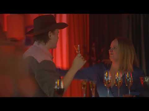 EMIL ASSERGÅRD - ÄR MAN FRI SÅ ÄR MAN FRI (MUSIKVIDEO)