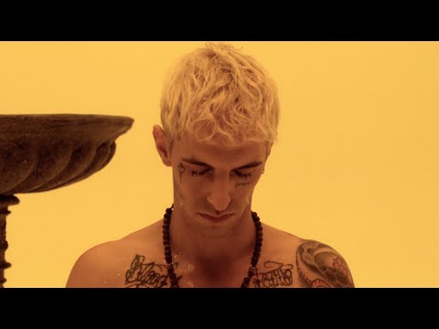 Achille Lauro - DOMENICA (Official Visual Art Video) [Sanremo 2022]