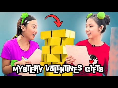 MYSTERY LATE VALENTINE'S GIFT SWITCH UP CLASS CARD CHALLENGE | IPHONE GIFT? | Aurea & Alexa