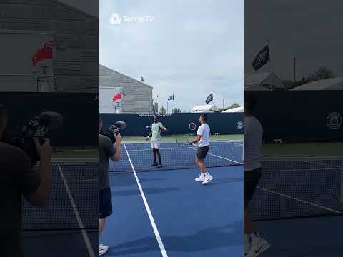 Carlos Alcaraz & Gael Monfils In ENTERTAINING Ping Pong Tennis Match 😎