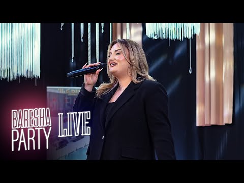 ALBINA BURRNIKU - SY ZEZË BJONDINË | LIVE