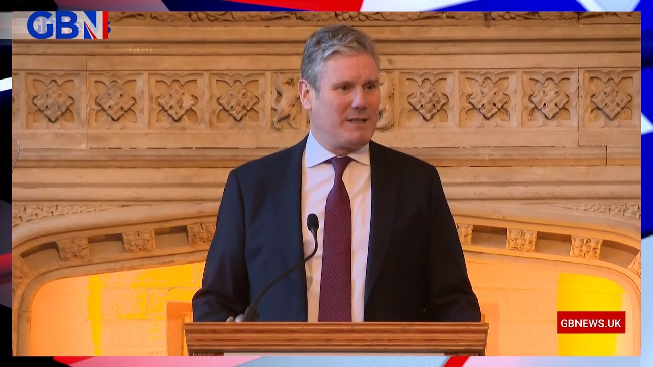 Sir Keir Starmer delivers speech on Northern Ireland protocol in Belfast