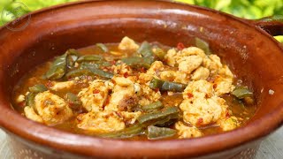 🔥 “¡Huevos en Salsa Roja con Nopales! 🌶️🍳 La Receta MÁS Mexicana y Deliciosa 😋🇲🇽”