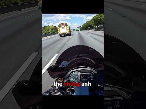 “Khi biker thách thức xe cứu thương – chuyện gì đã xảy ra?” #biker #motorcycle