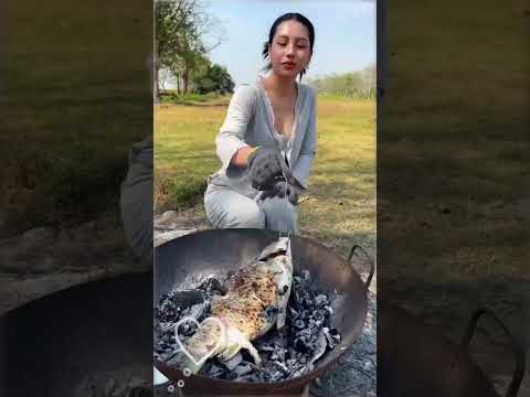 This Is How Chinese People Cook Fish