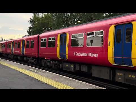 Class 455 -South Western Railway - Ashtead Station - 13th July 2024