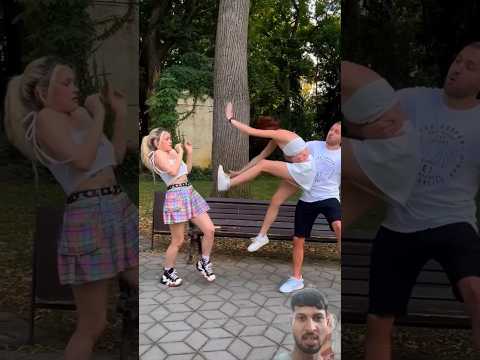 Duckling saves seriously injured cat 🐥 #DuckRescue​ #CuteAnimals​ #AnimalRescue​