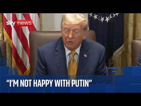 Donald Trump holds Cabinet meeting