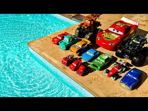 Looking for Disney Pixar Cars On the Rocky Road : Lightning McQueen, Mater, Dinoco McQueen, Mack