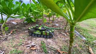 Tank vehicles overcome all terrains, control tank vehicles moving on the grass