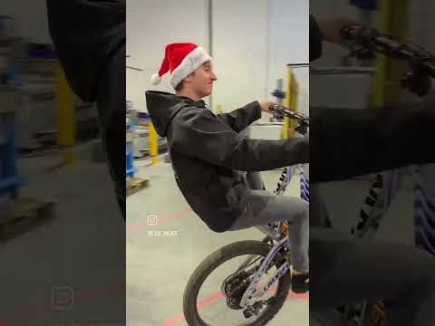 Le lutin LMX ne s'arrête plus :O ! #christmas