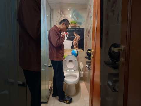 New Year 2025: Solve Commercial Restrooms' Seat Mess with Self Lifting Toilet Seat!