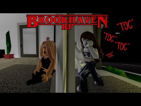 CETTE FEMME TOQUE TOUTES LES NUITS SUR BROOKHAVEN 🏡 RP ! Roblox horror movie