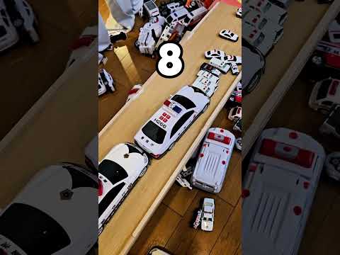 大きなパトカーが小さなパトカーを押します！#おもちゃ #ミニカー #パトカー