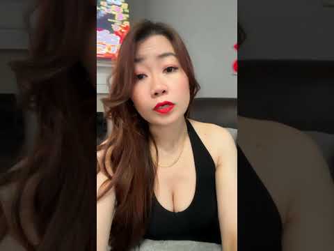 Về nhà đi thôi đón Tết ai ơi, nhưng mình có được về đâu.