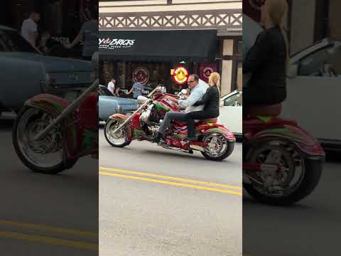 900 Horsepower Supercharged V8 BOSS HOSS Motorcycle #bosshoss #v8