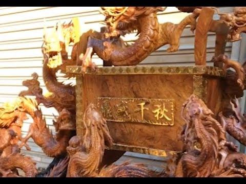 Amazing wood carving!