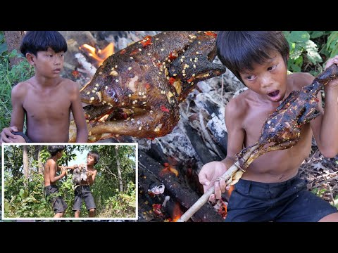 Primitive Technology - Eating delicious - Awesome cooking chicken in wild