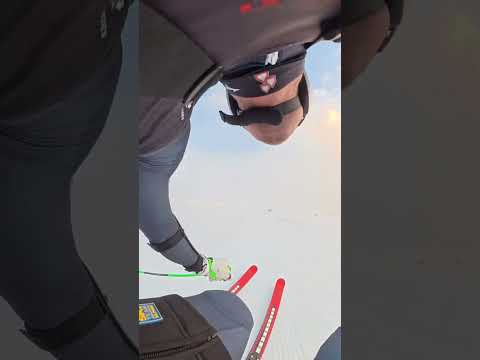 This is your reminder that ski season *is* coming ❄️⛷️ #skiing #slalom