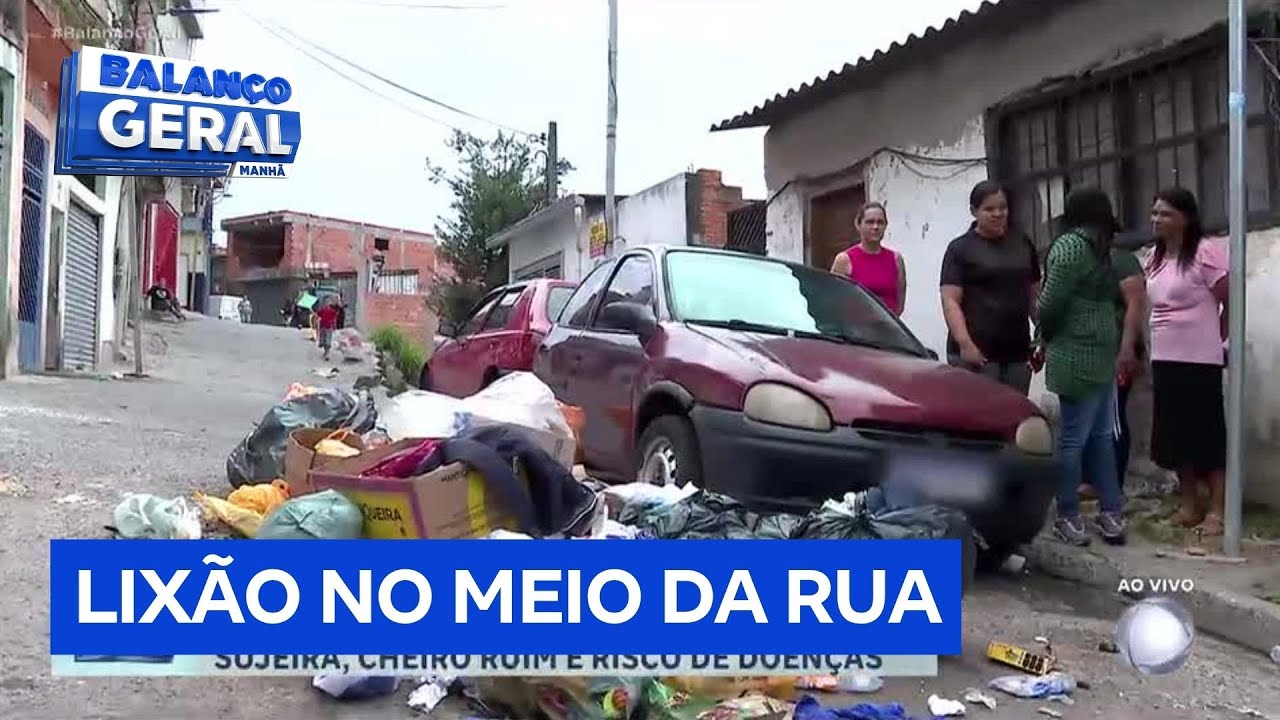 Moradores da Grande São Paulo reclamam que rua virou lixão a céu aberto