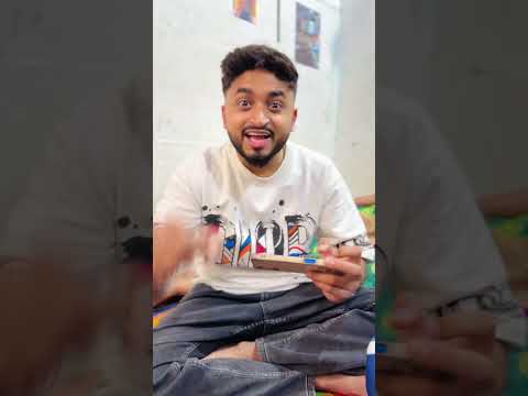 वड़ा पाव खाऊ या पैइटिस जेल में बंद करूँ🤣 #shorts