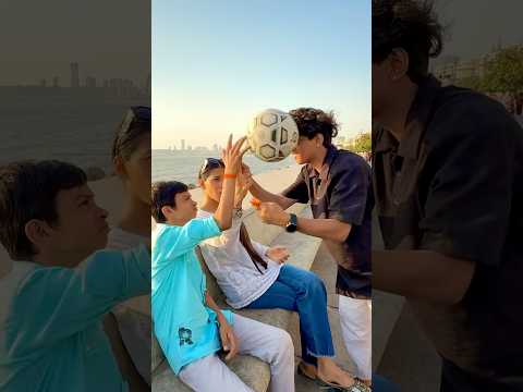 🥹⚽️Ladke ne mere mü pe ball mar diya🥲#youtube #youtubeshort #yt #funny #viral #trending #candy