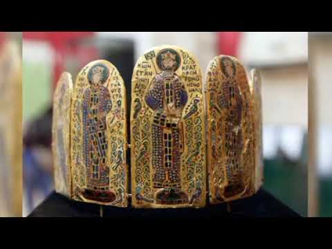 Monomachos Crown The 1,000yo Crown Honoring 'The One Who Fights Alone' Found by a Farmer in a Field!