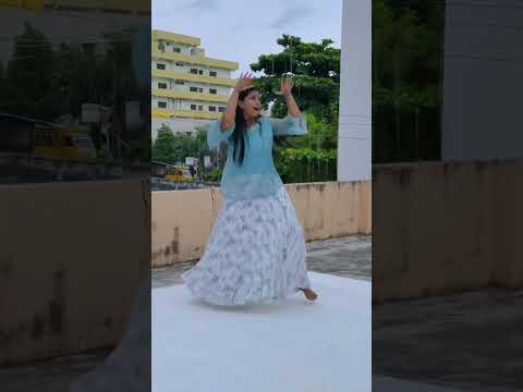 Barso re #barso re #shortsfeed #dance #yttrendingshorts #yttrending #bollywoodtrend