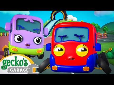 Soft Play Boo Boo | GECKO'S GARAGE 🐸 | Old MacDonald's Farm | Vehicle Cartoons for Kids