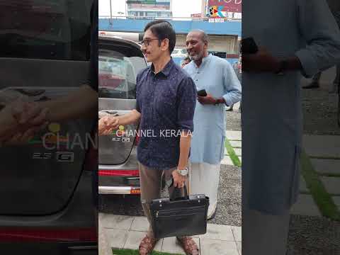 കേരളം ഭരിക്കേണ്ടിയിരുന്ന തമ്പുരാൻ ആണ്, എല്ലാവരോടും എന്തൊരു വിനയമാണല്ലേ 😍 #princes